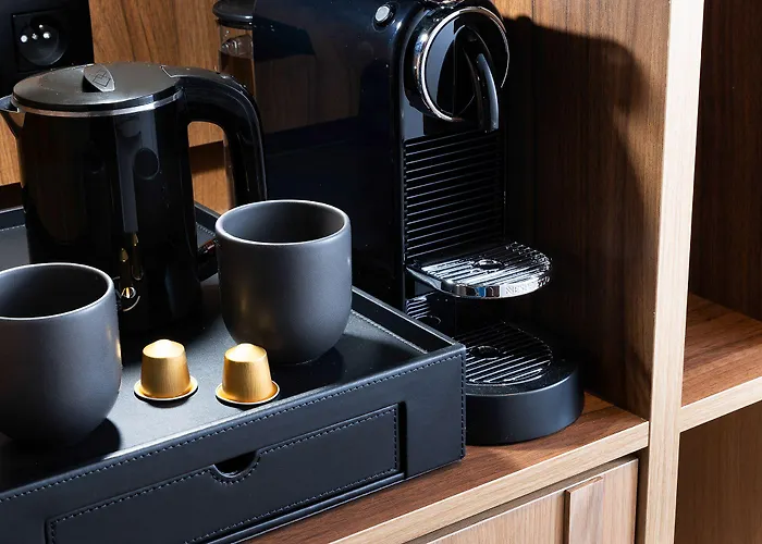 Hotel Les Artistes Paris