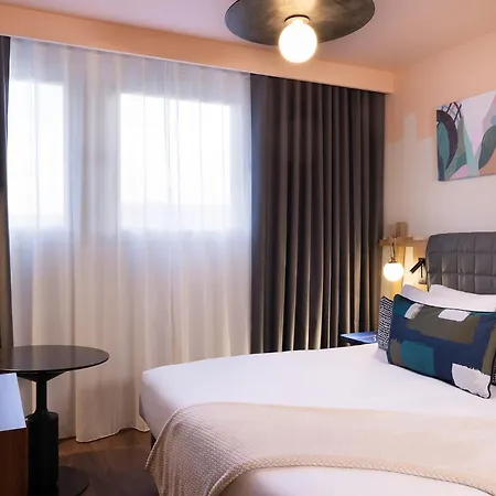 Hotel Les Artistes 4*