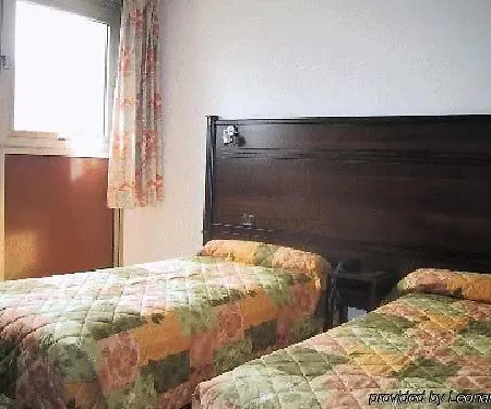 Les Artistes Hotel 4*