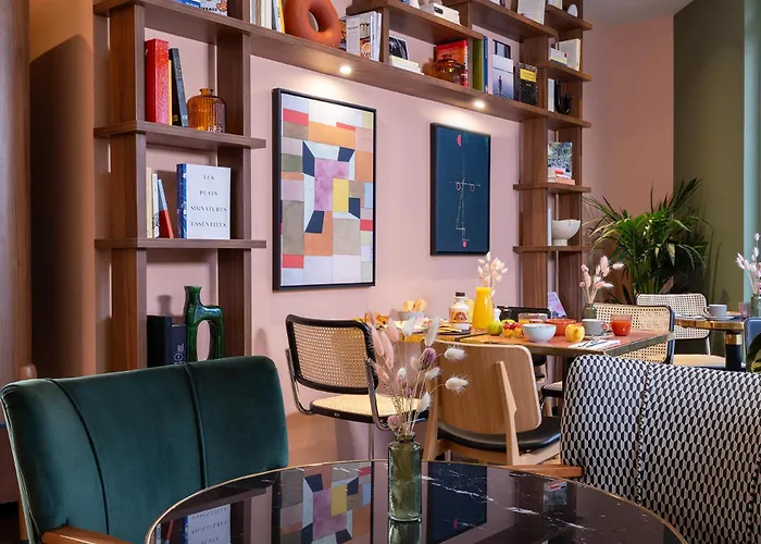 Szálloda Les Artistes 4*