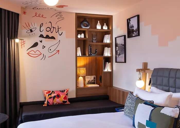 Hotel Les Artistes 4*