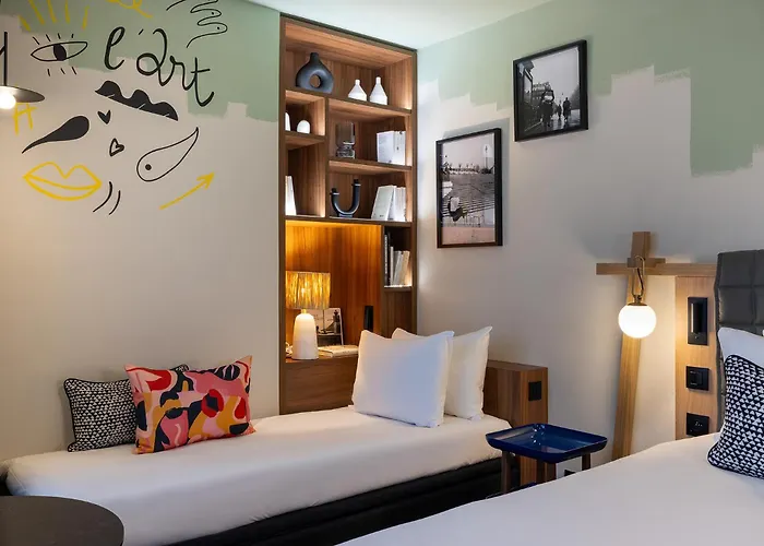 Hotel Les Artistes Parijs