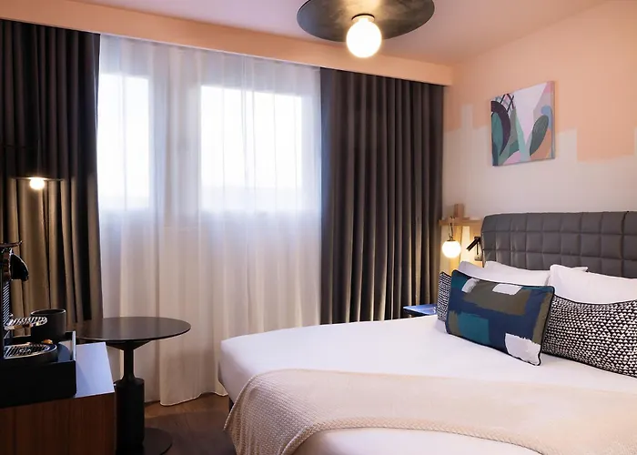 Szálloda Les Artistes 4*