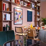 Hotel Les Artistes 4*